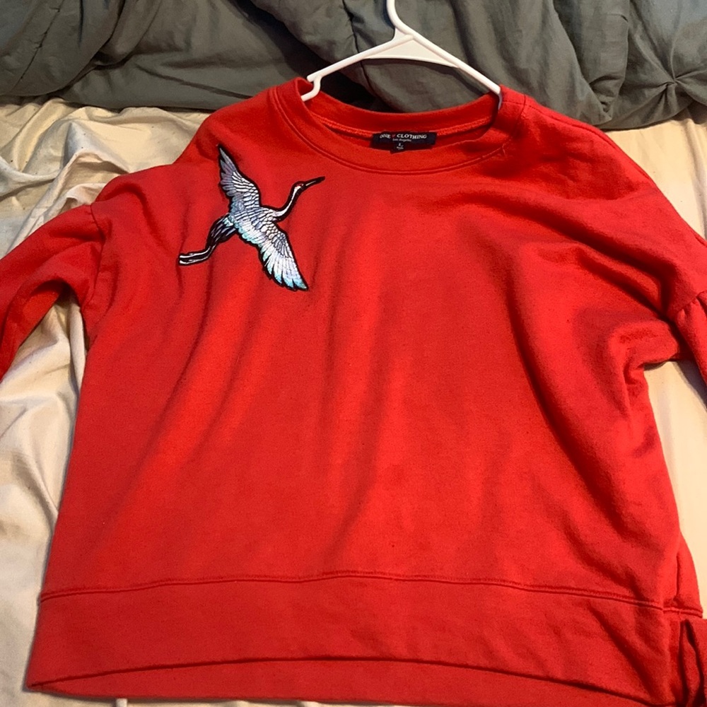Sweatshirt
